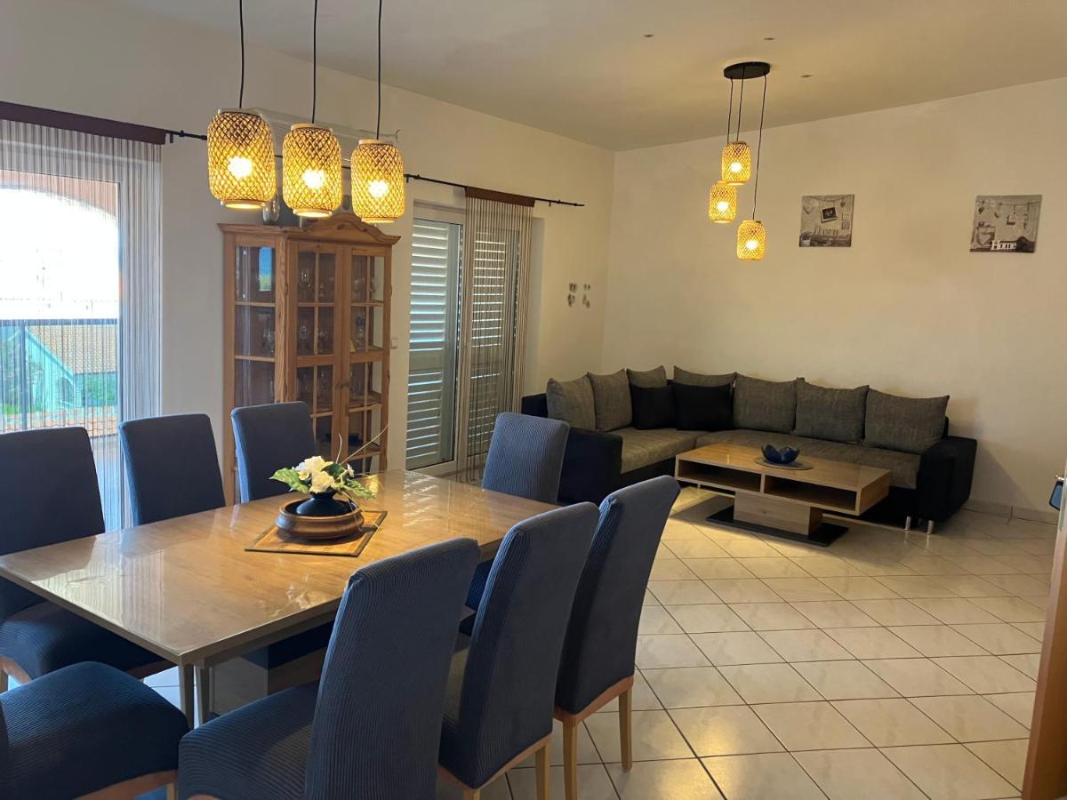 Apartmani Ivanic Vir Εξωτερικό φωτογραφία