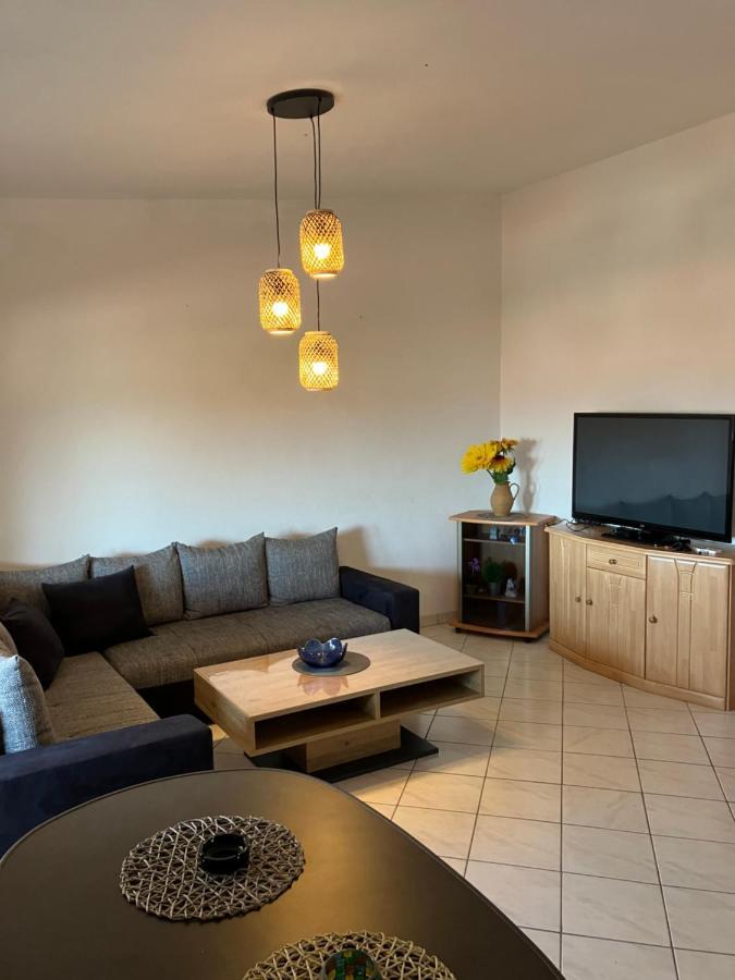Apartmani Ivanic Vir Εξωτερικό φωτογραφία